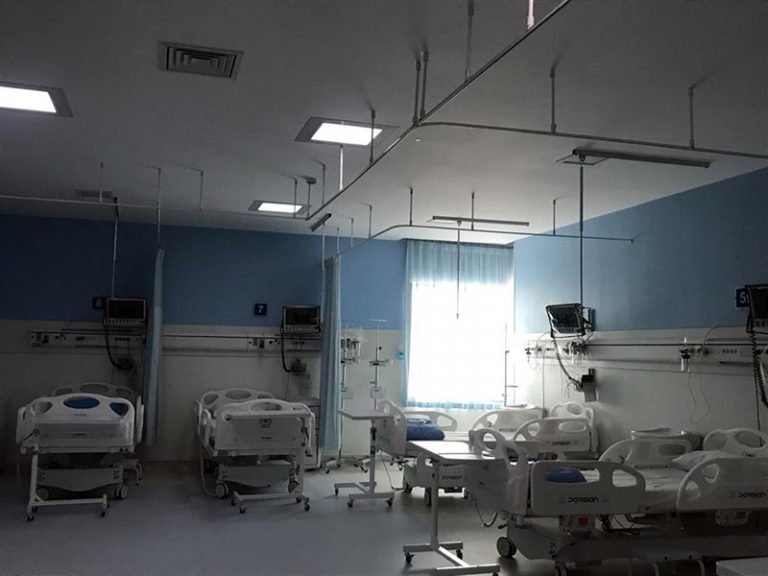 بخش ICU بیمارستان